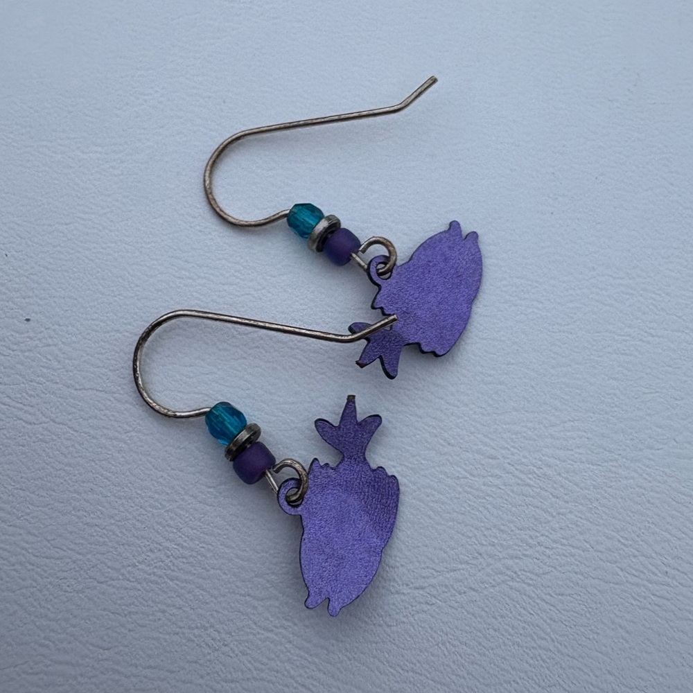 Oilslick iridescent handmade earrings fish dainty one of a kind blue purple - Picture 6 of 8